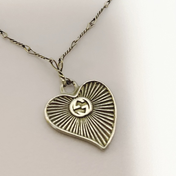 GUCCI Heart Motif Interlocking G Silver 925 Pendant Necklace - Picture 7 of 8